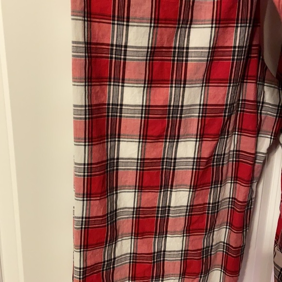 V.S black, red and white classic button down pajamas with drawstring waist. - Picture 5 of 12